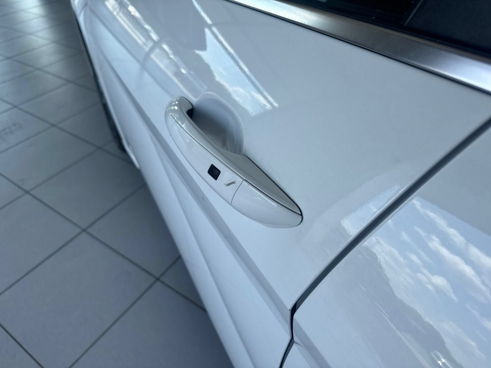 Used 2025 Hyundai Elantra SEL FWD image 12