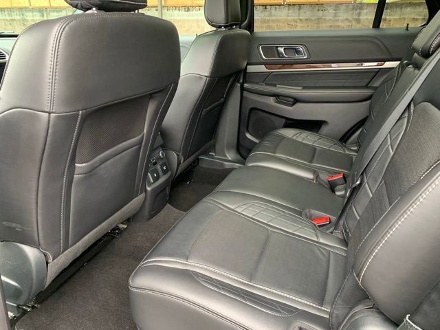 Used 2019 Ford Explorer Platinum AWD/4WD image 16