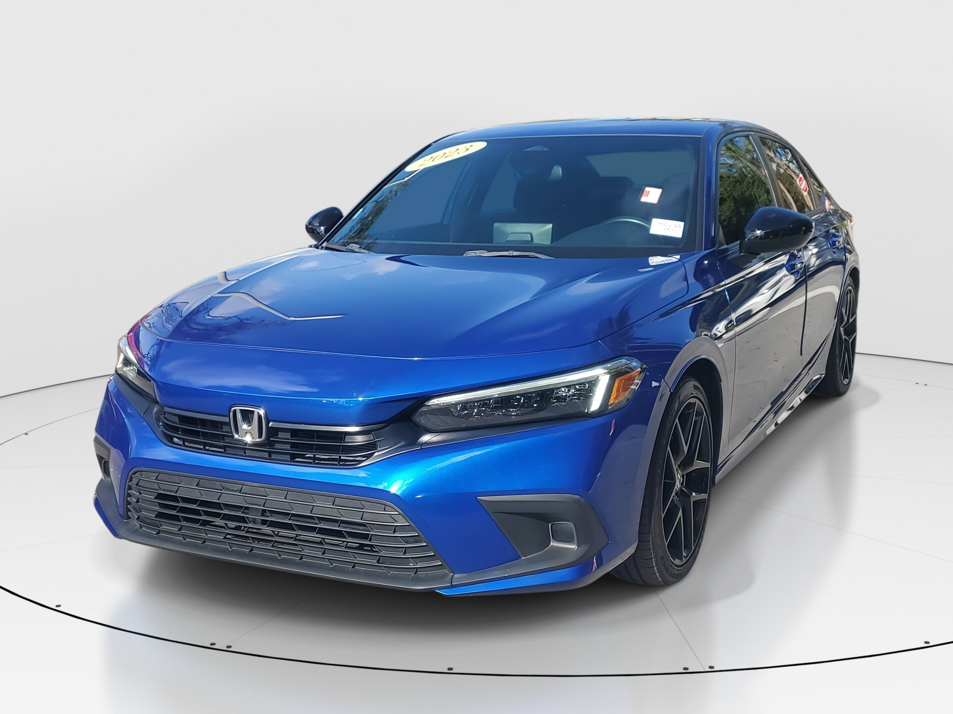 Used 2023 Honda Civic Sport image 3