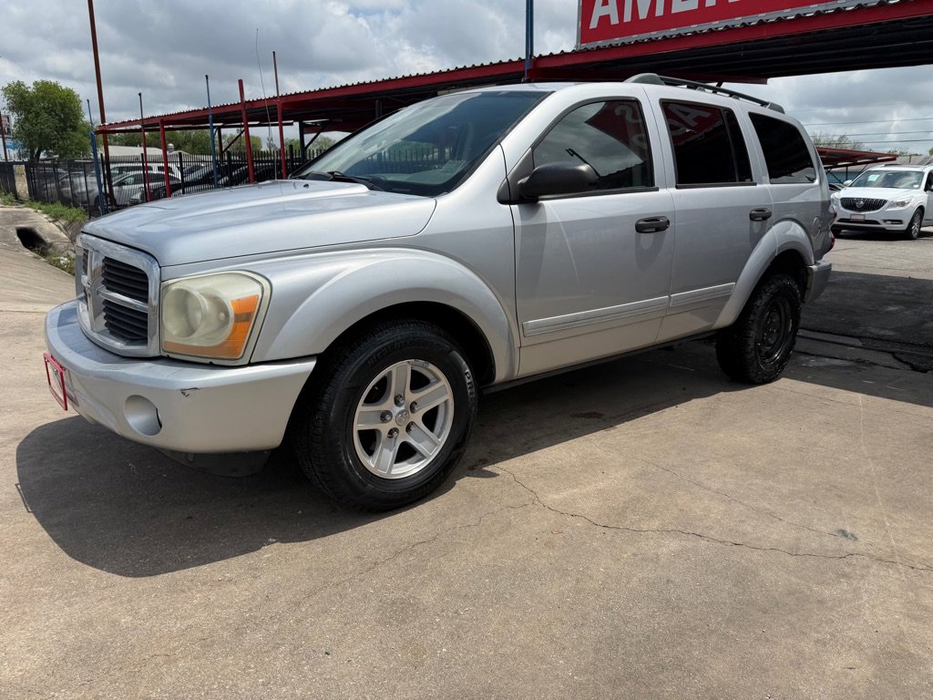 Used 2005 Dodge Durango SLT image 3