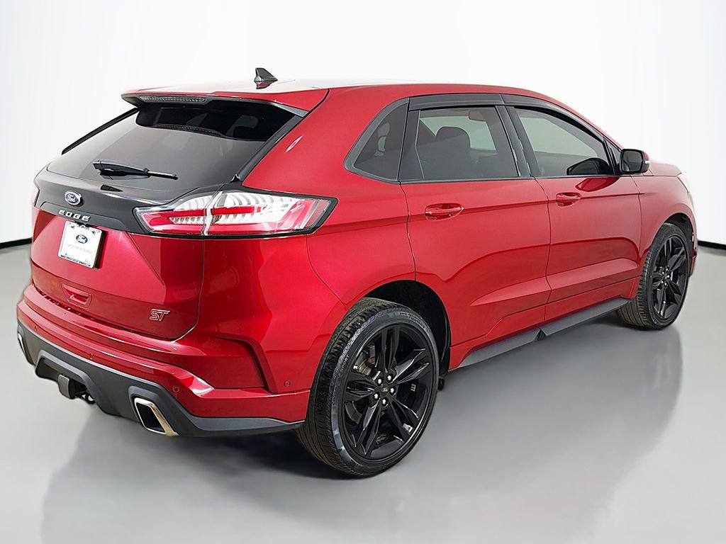 Used 2022 Ford Edge ST w/ Equipment Group 401A image 11