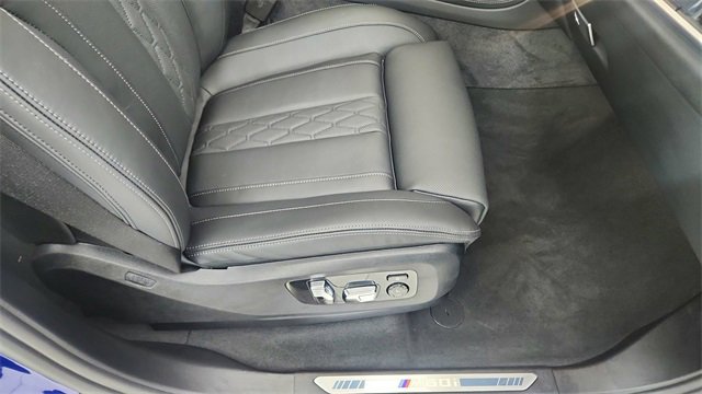 Used 2026 BMW X7 M60i image 23