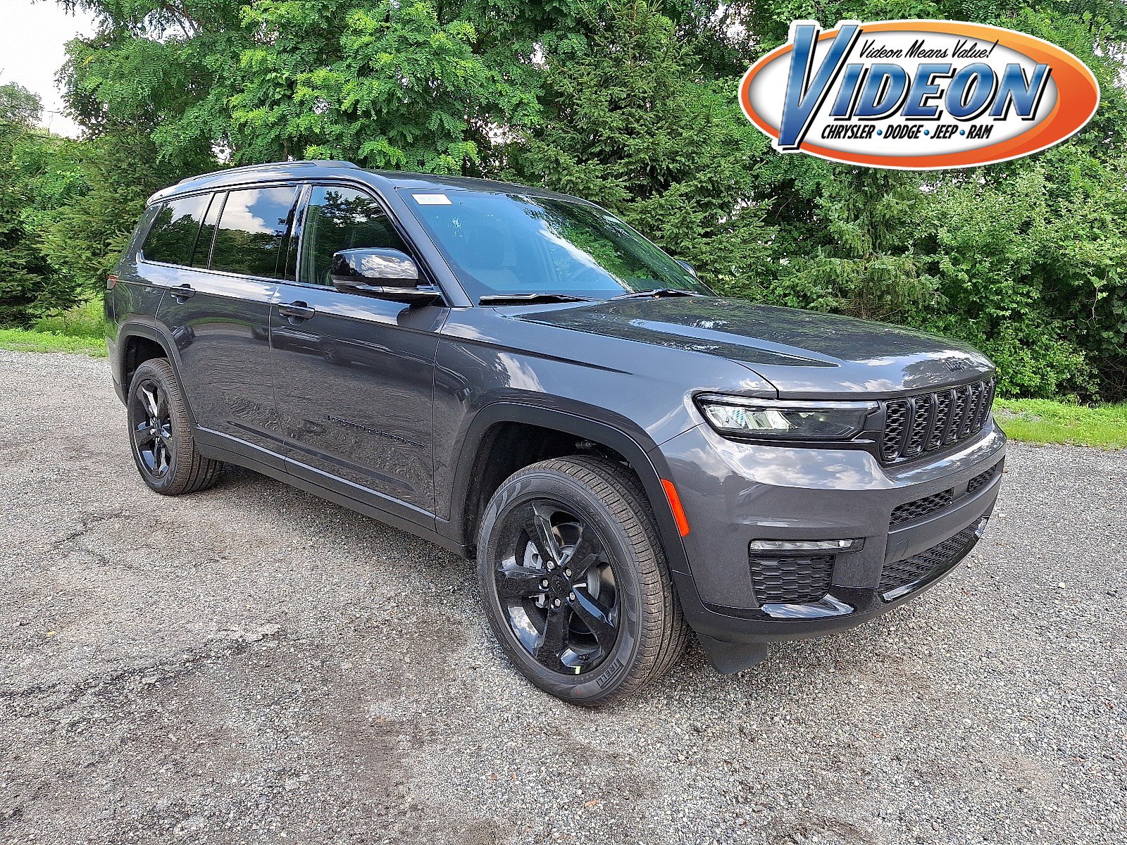New 2025 Jeep Grand Cherokee L Limited w/ Black Appearance Package image 1
