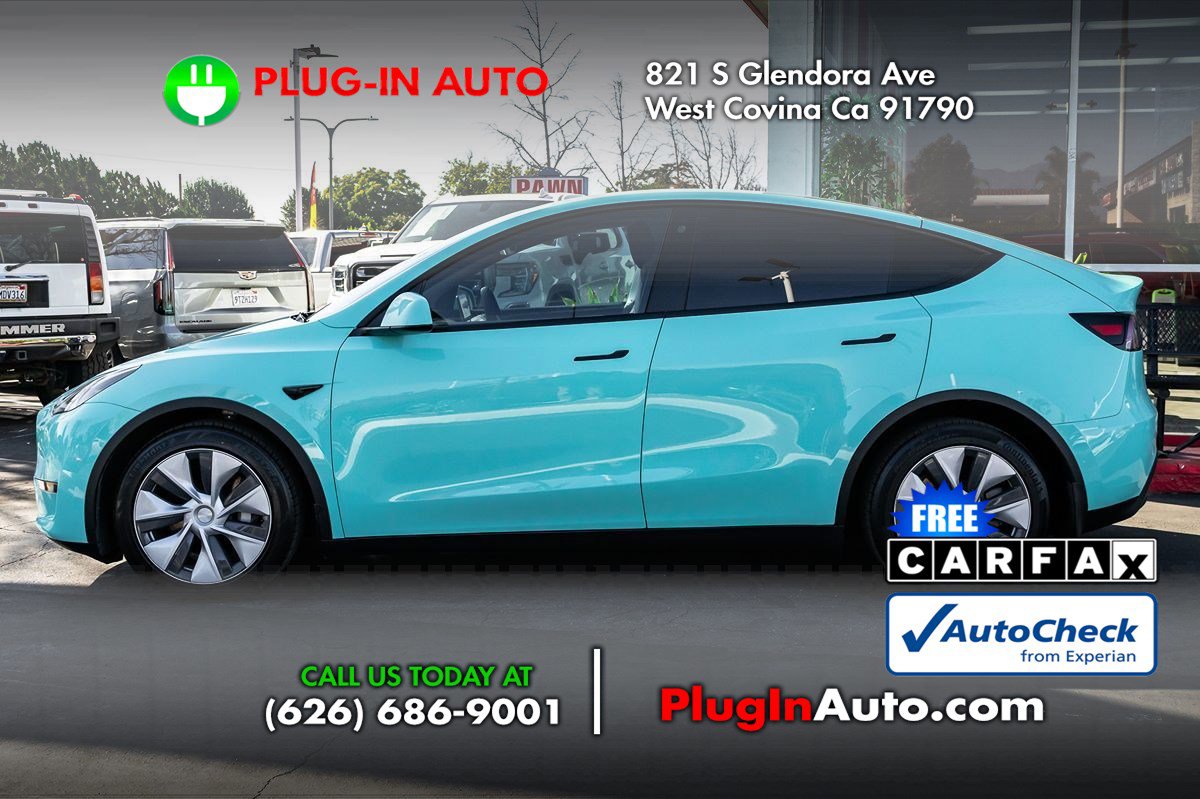 Used 2022 Tesla Model Y Long Range image 8