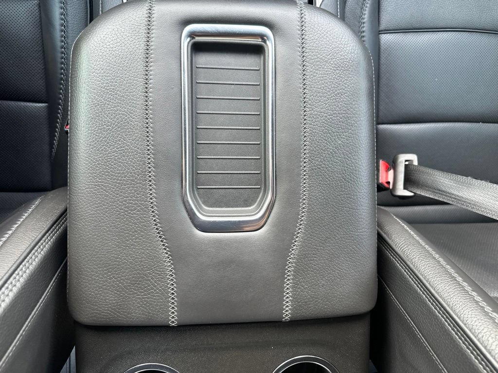 Used 2022 GMC Yukon Denali AWD/4WD image 7