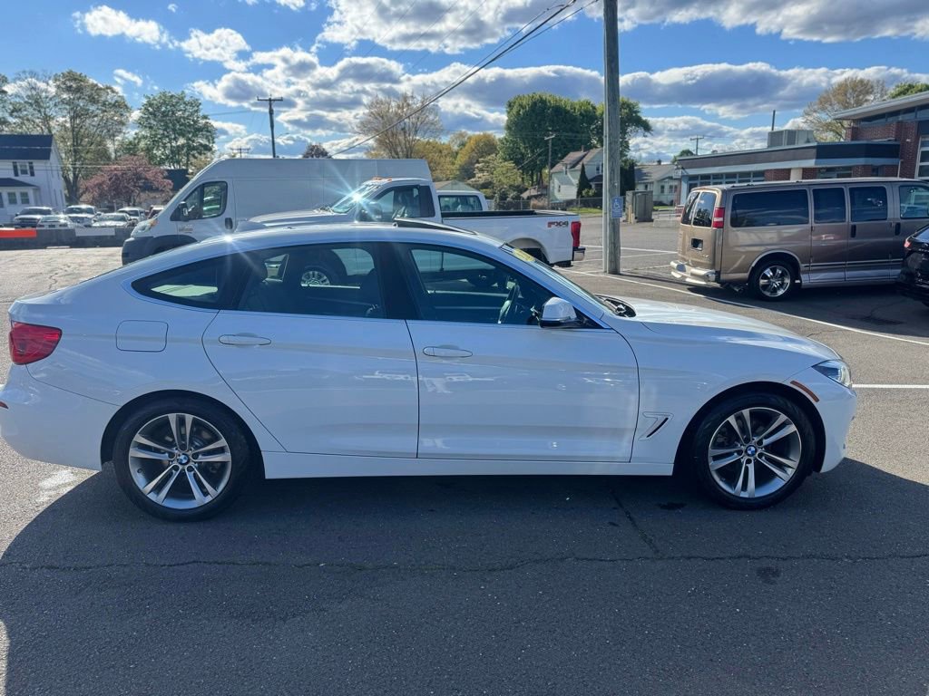 Used 2017 BMW 330i Gran Turismo xDrive AWD/4WD image 4