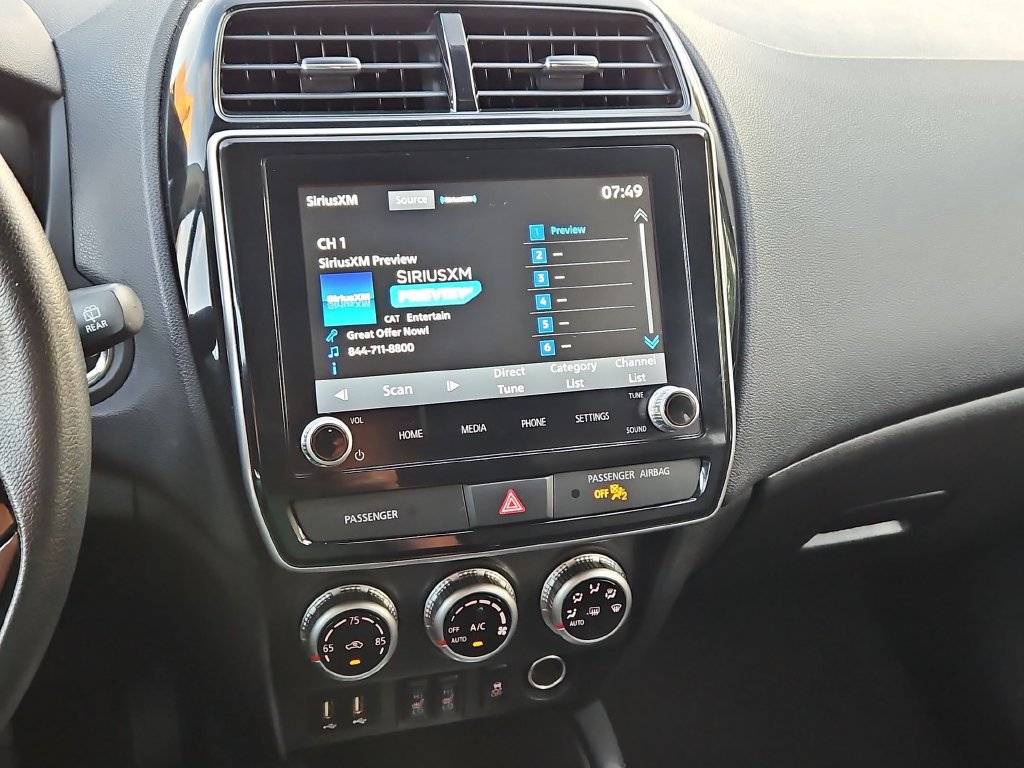 Used 2025 Mitsubishi Outlander Sport SE AWD/4WD image 19