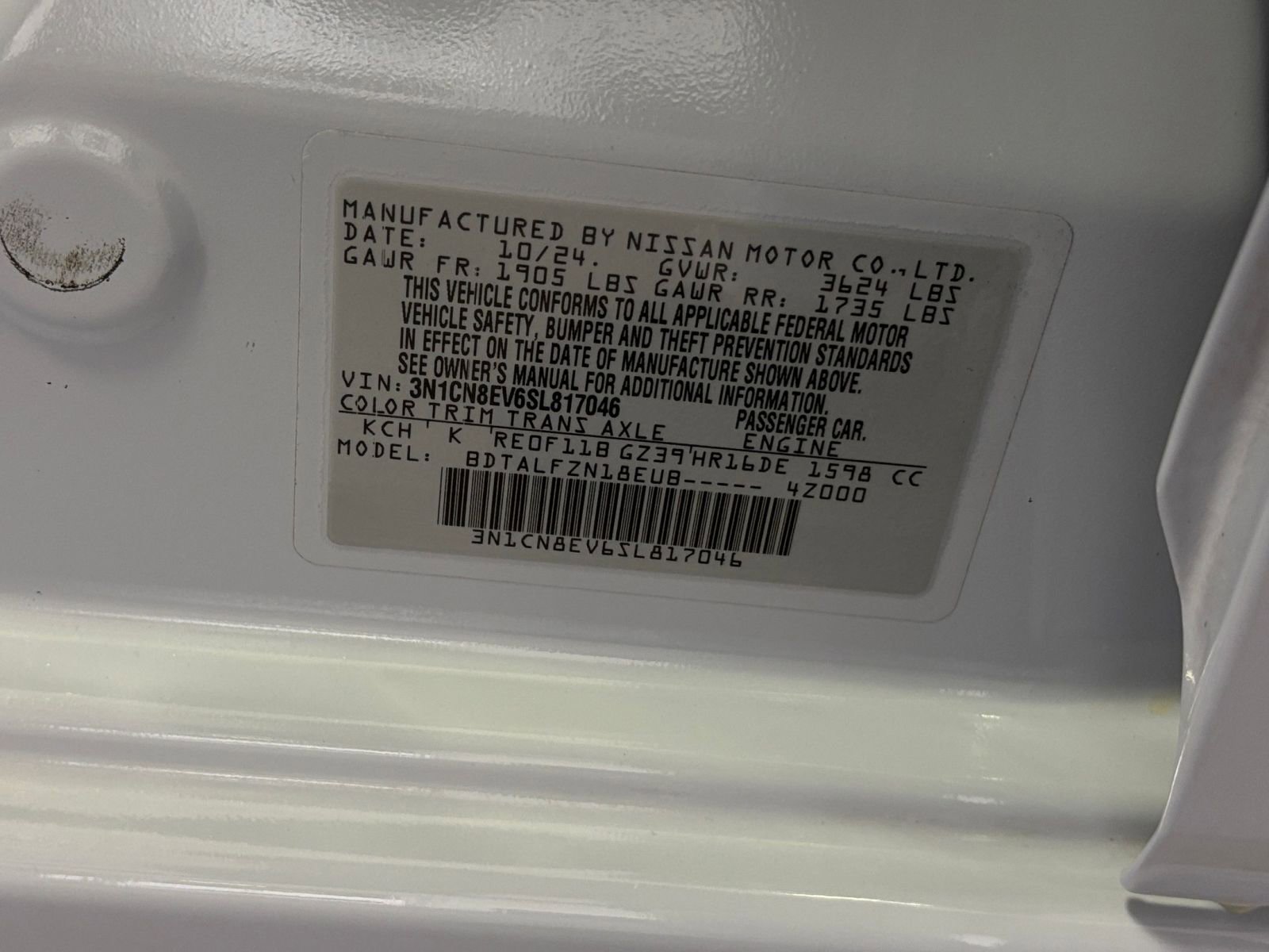 Used 2025 Nissan Versa SV image 28