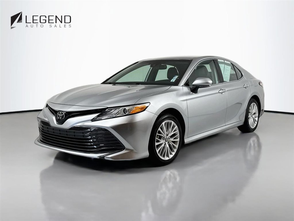 Used 2019 Toyota Camry XLE