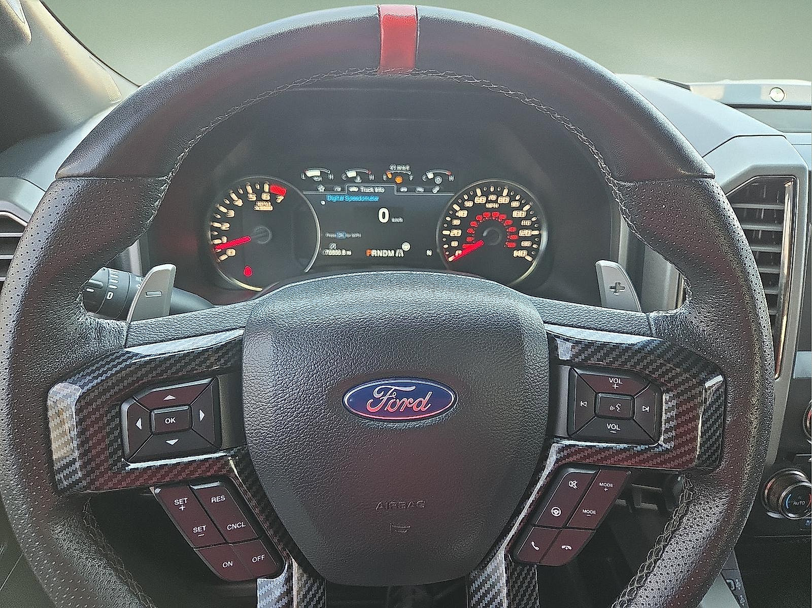 Used 2018 Ford F150 Raptor w/ Equipment Group 802A Luxury AWD/4WD image 4