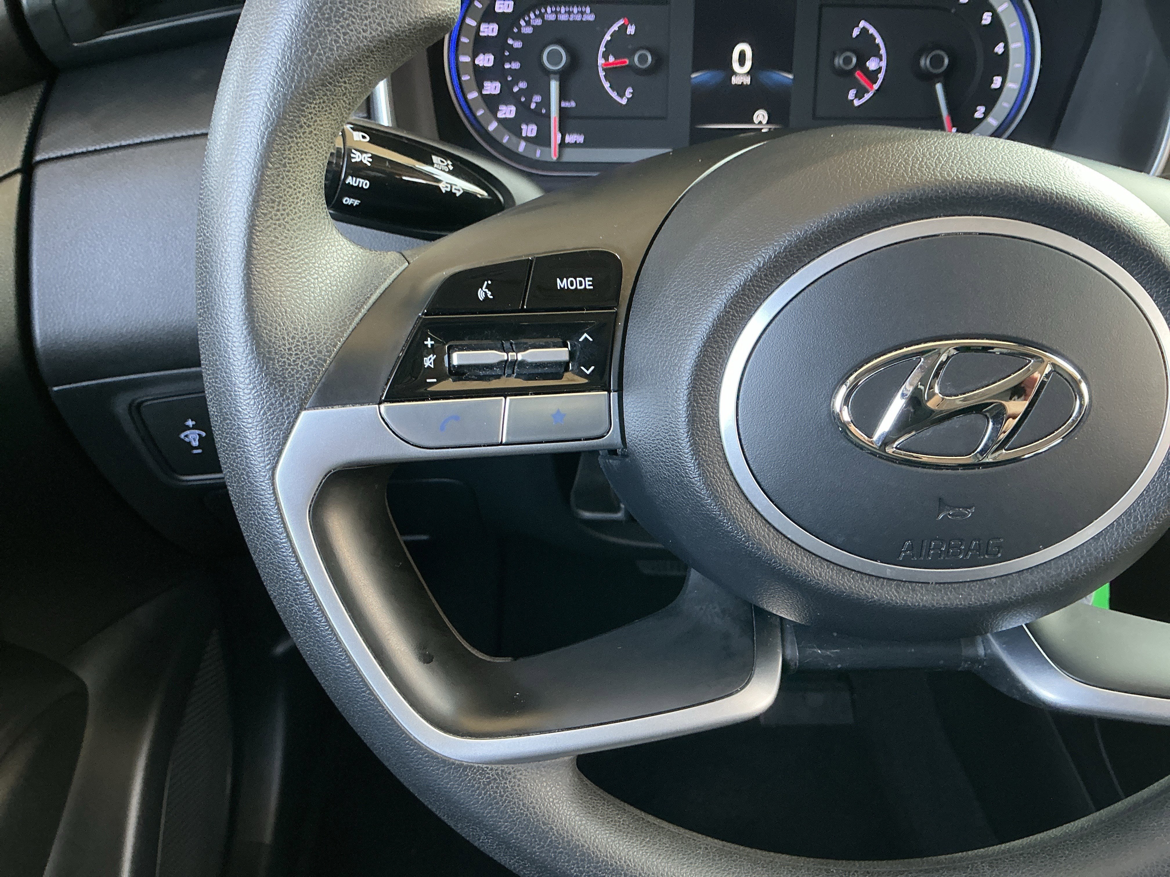 Used 2024 Hyundai Tucson SE image 12