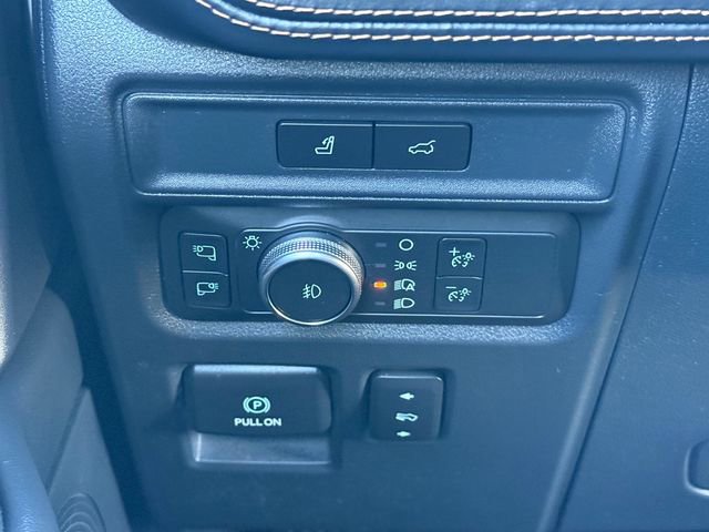 Certified 2022 Ford Expedition Platinum image 23