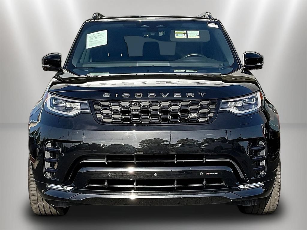 Used 2023 Land Rover Discovery S R-Dynamic AWD/4WD image 2