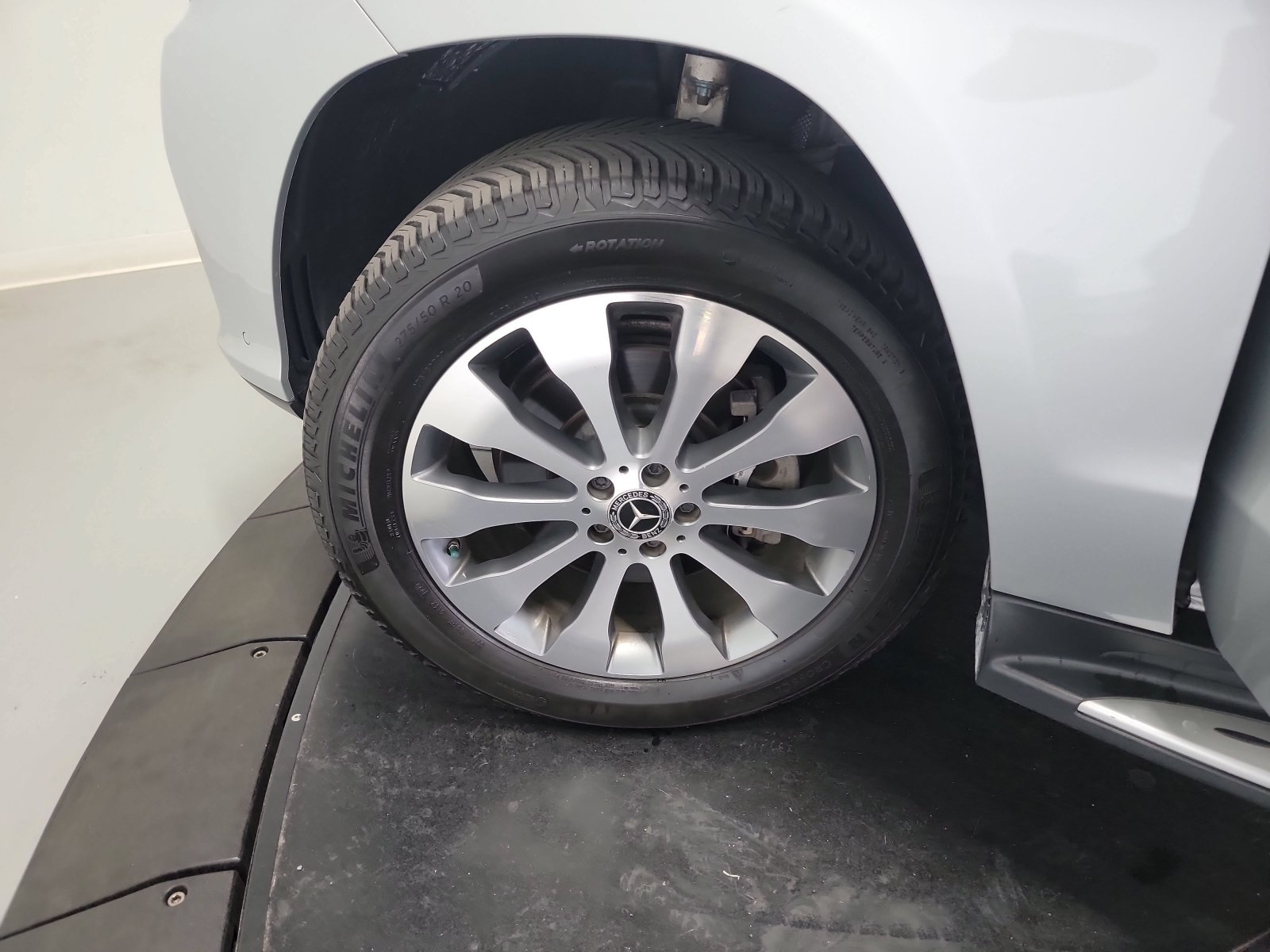 Used 2019 Mercedes-Benz GLS 450 4MATIC image 30