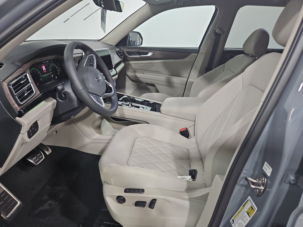 New 2026 Volkswagen Atlas SEL Premium R-Line AWD/4WD image 9