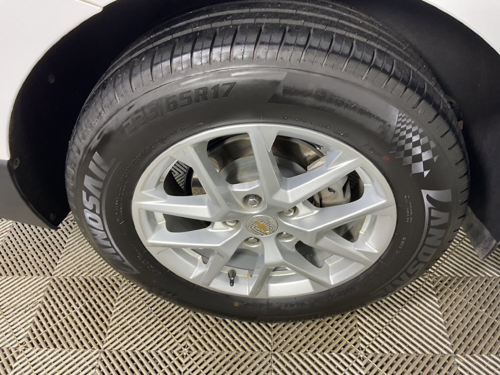 Used 2024 Chevrolet Equinox LT AWD/4WD image 10