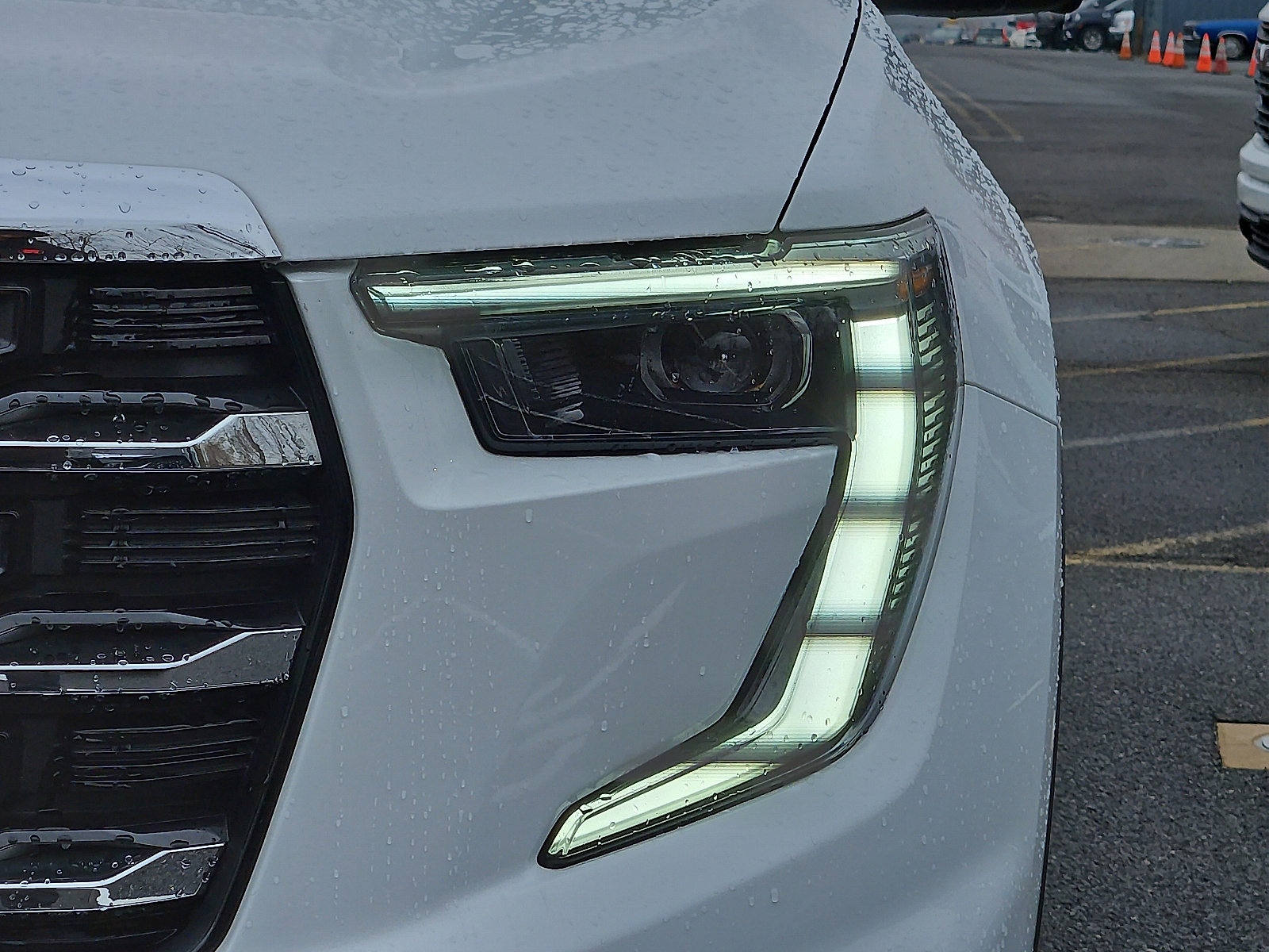 Certified 2025 GMC Acadia Elevation image 9