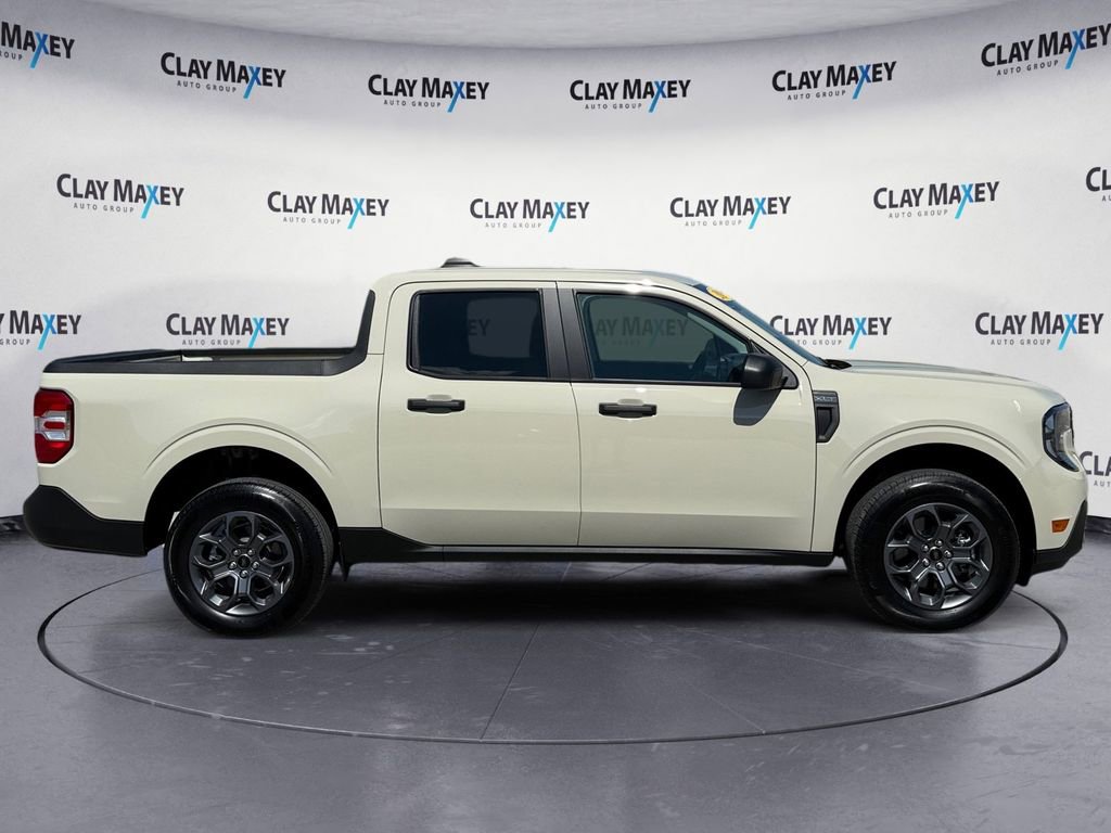 Used 2025 Ford Maverick XLT w/ Equipment Group 302A AWD/4WD image 6
