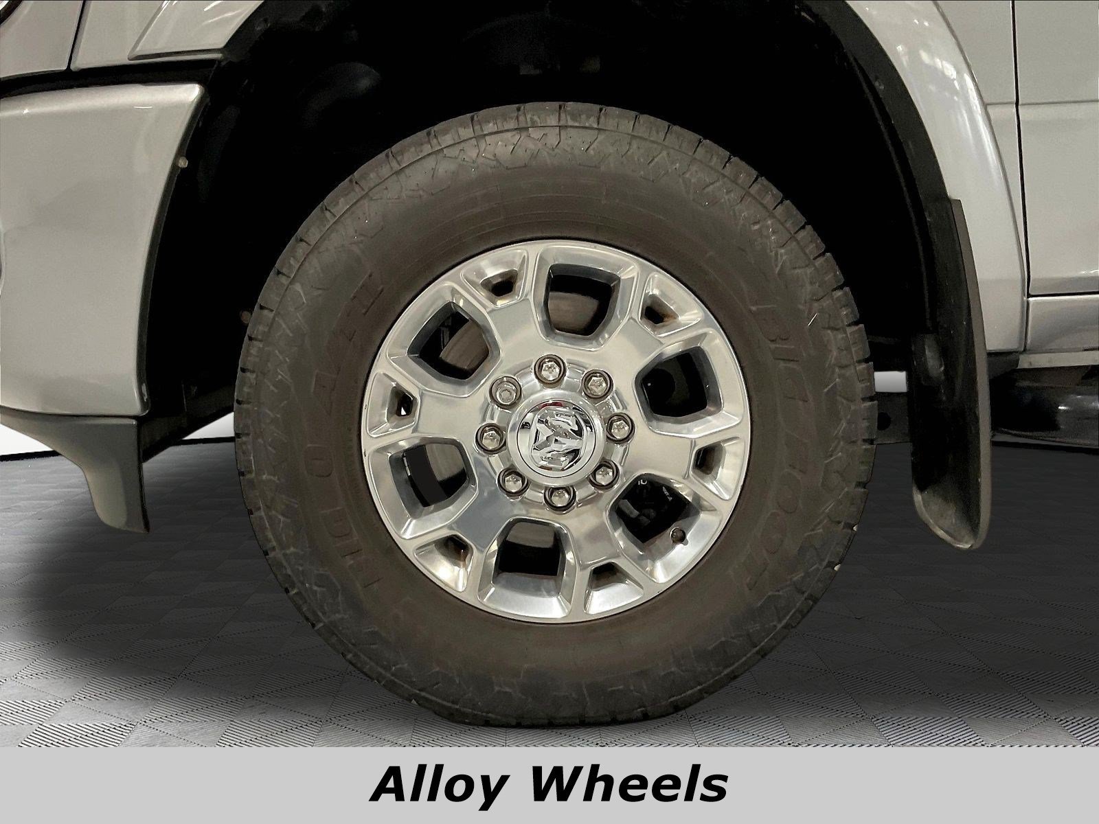 Used 2022 RAM 2500 Laramie AWD/4WD image 33