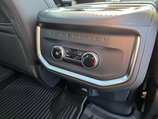 New 2025 Ford Expedition Max Active image 13