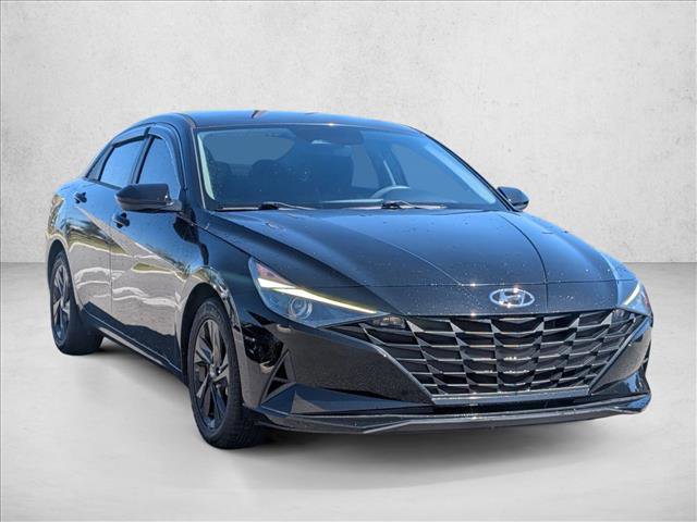 Used 2021 Hyundai Elantra SEL image 3