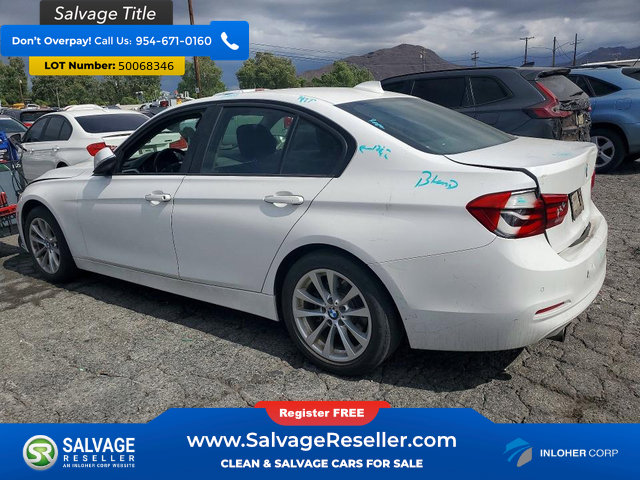 Used 2017 BMW 320i Sedan RWD image 3