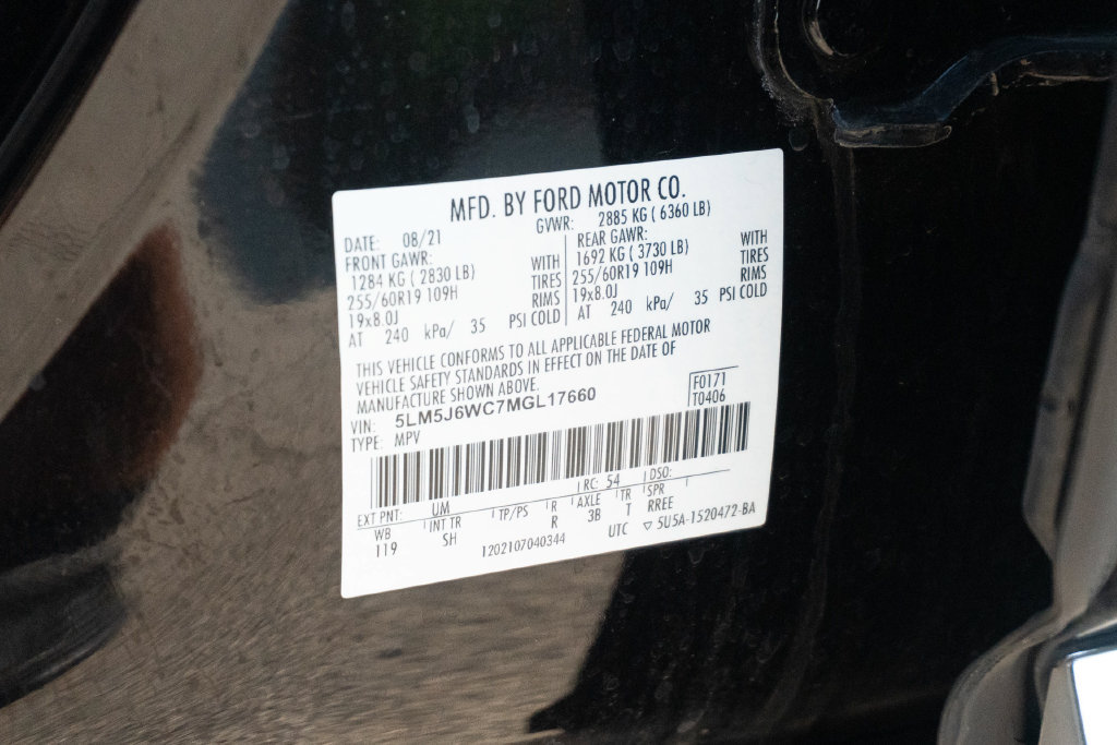 Used 2021 Lincoln Aviator 2WD w/ Elements Package image 35