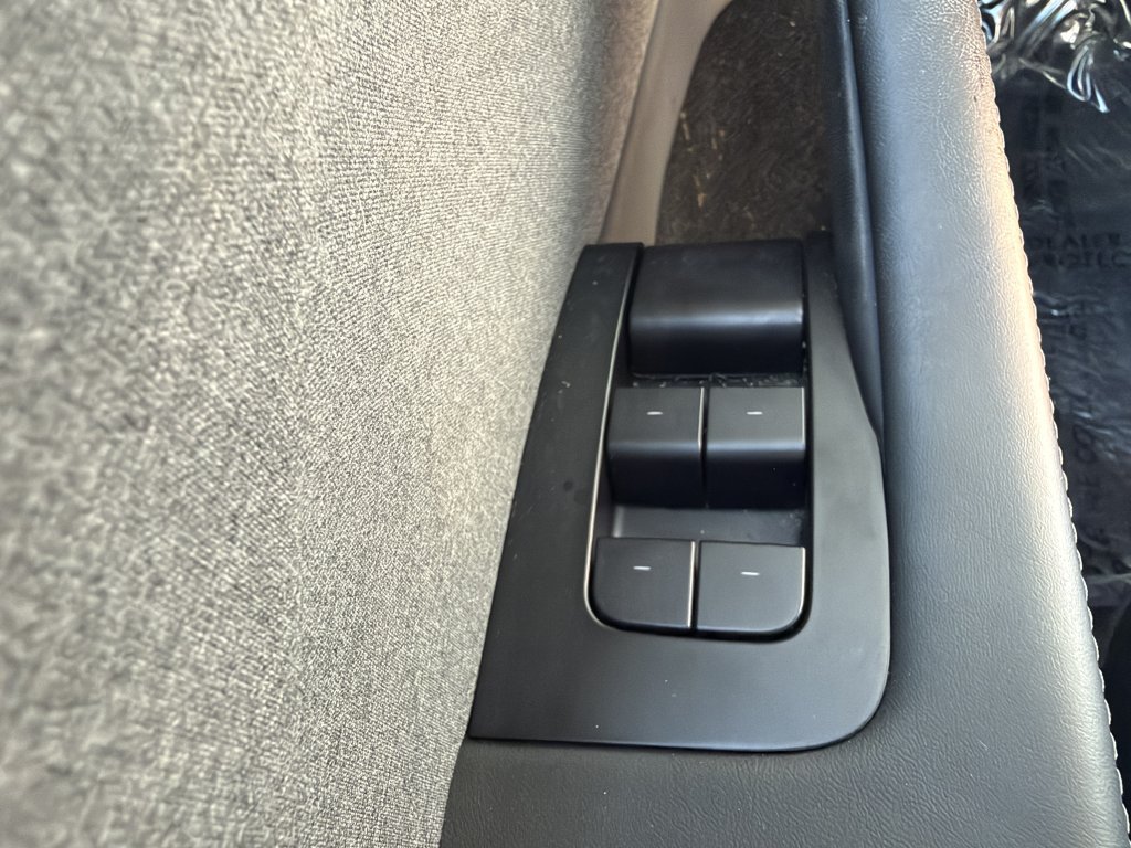 Used 2024 Tesla Model 3 RWD image 31