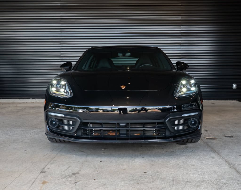 Certified 2023 Porsche Panamera image 10
