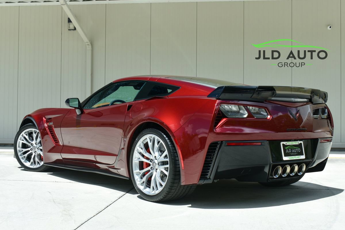 Used 2017 Chevrolet Corvette Z06 RWD image 4