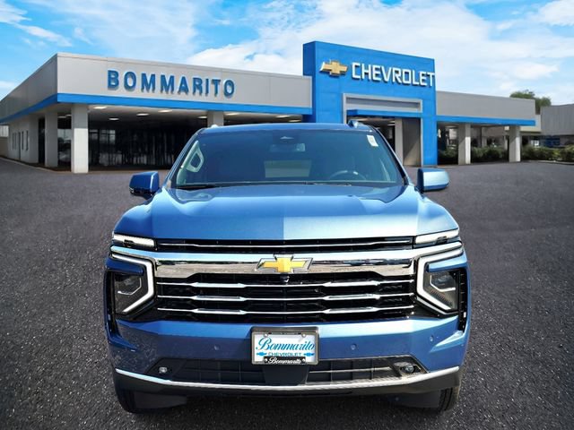 New 2026 Chevrolet Suburban LT w/ Comfort Package AWD/4WD image 5