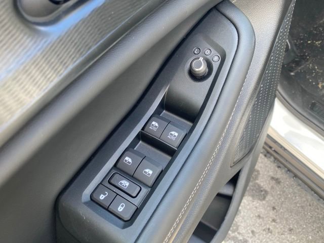 New 2025 Jeep Grand Cherokee Altitude w/ Trailer Tow Package image 13