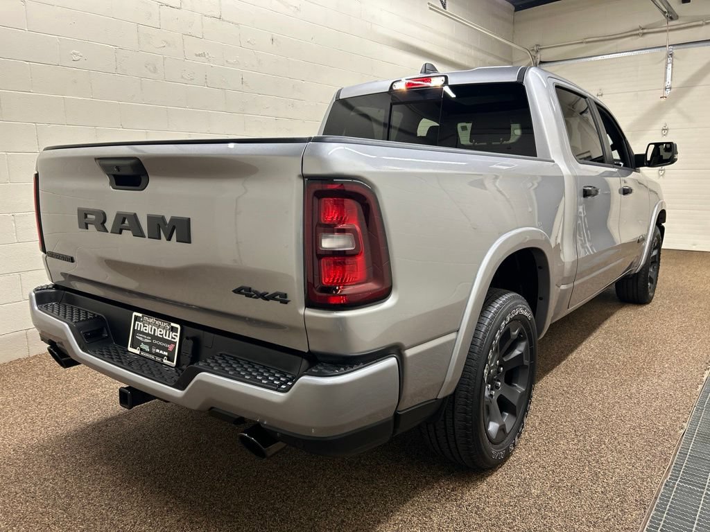Used 2025 RAM 1500 Big Horn AWD/4WD image 2