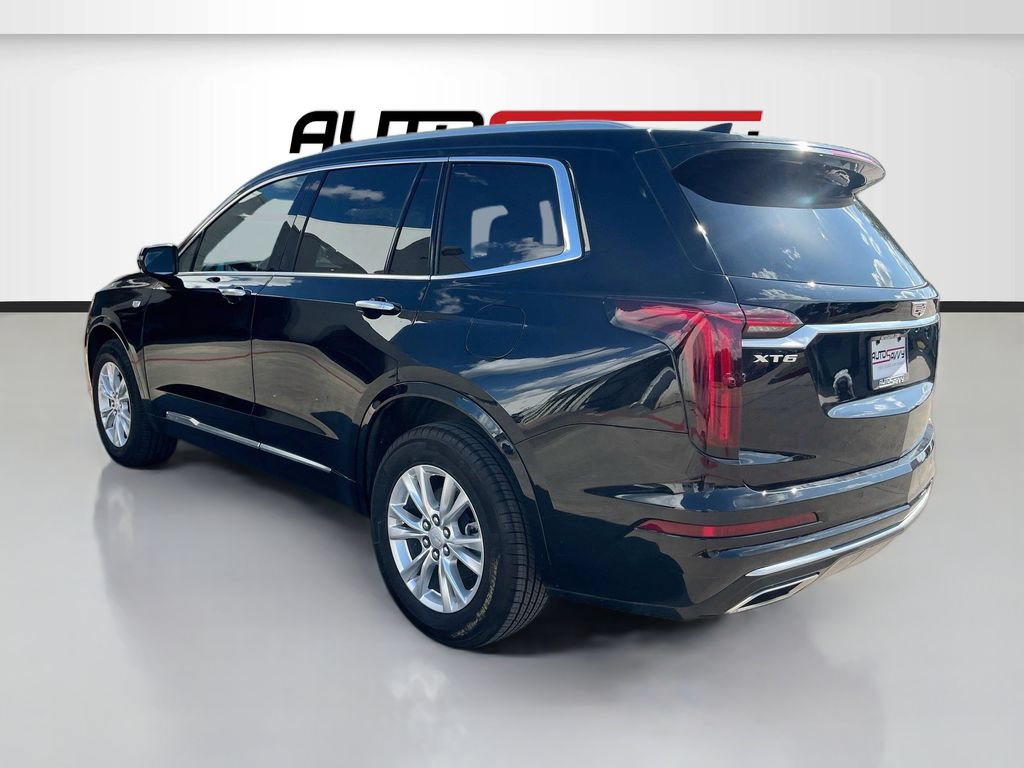 Used 2025 Cadillac XT6 Luxury FWD image 5