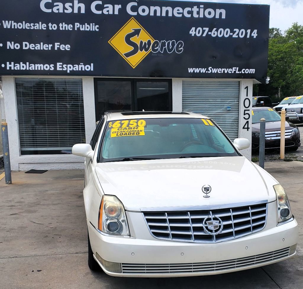 Used 2011 Cadillac DTS Premium FWD image 4