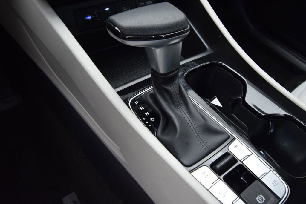 Used 2025 Hyundai Tucson SE image 22