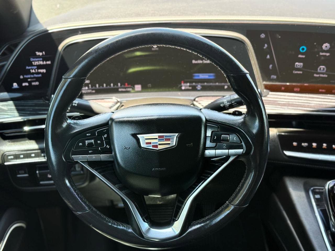 Used 2021 Cadillac Escalade Sport w/ Driver Assist Tech Package AWD/4WD image 22