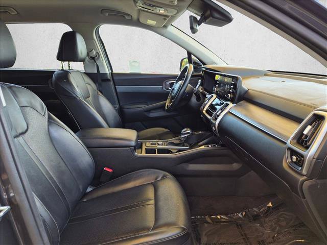 Used 2021 Kia Sorento EX FWD image 19