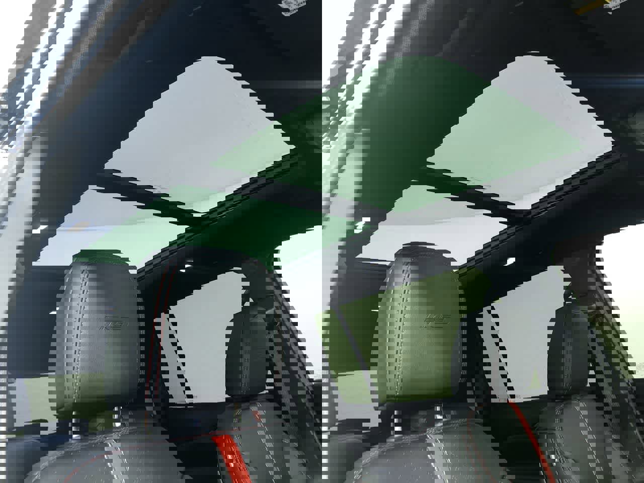 Used 2024 Chevrolet Traverse RS image 21