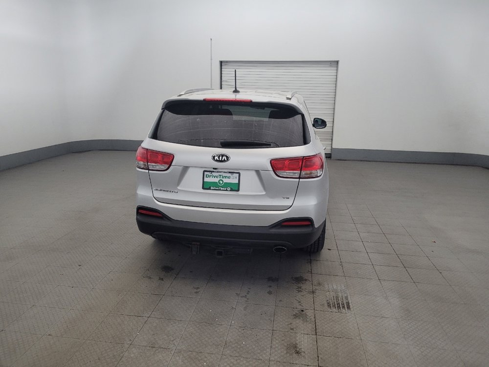 Used 2018 Kia Sorento LX AWD/4WD image 7