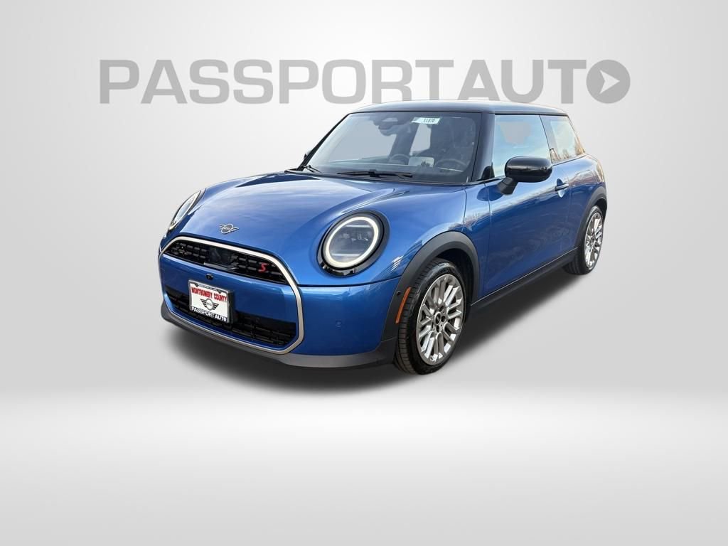 Used 2025 MINI Cooper S image 1