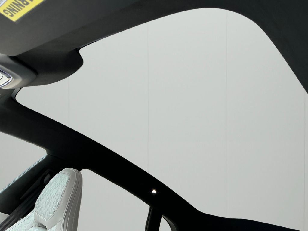 New 2026 Polestar Polestar 4 image 14