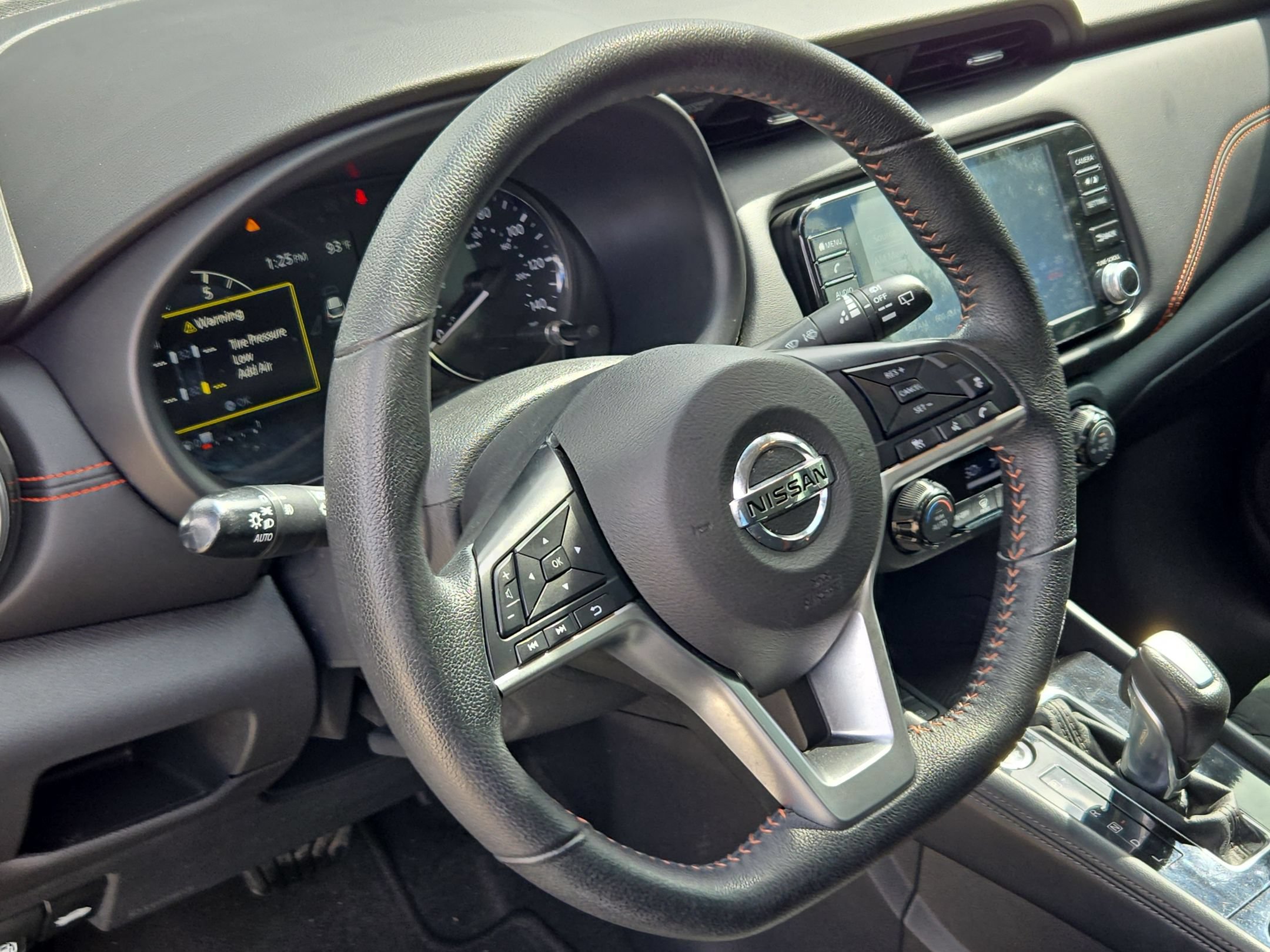 Used 2021 Nissan Kicks SR FWD image 9