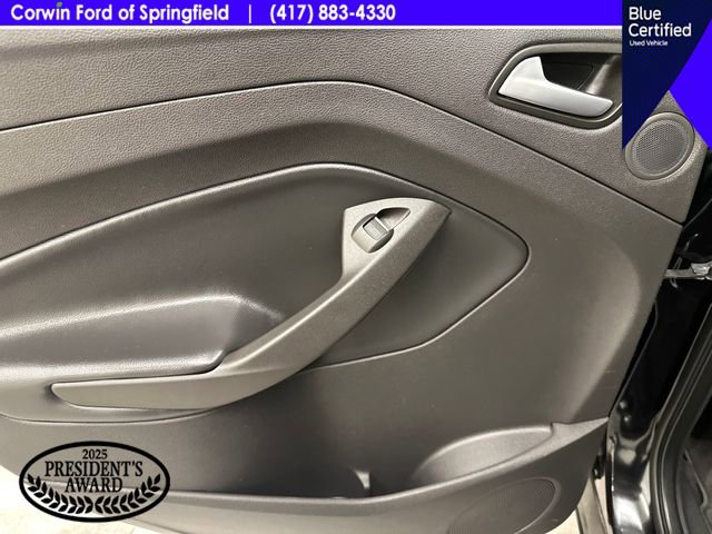 Certified 2019 Ford Escape Titanium AWD/4WD image 18