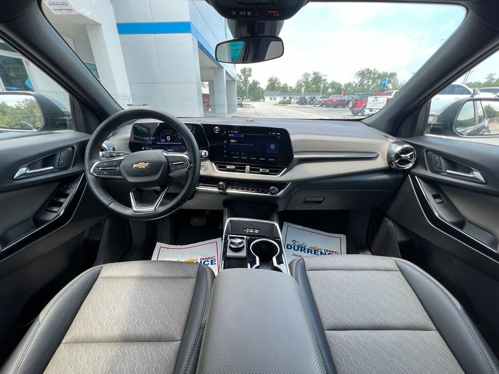 Used 2026 Chevrolet Equinox LT w/ Convenience Package II FWD video 2