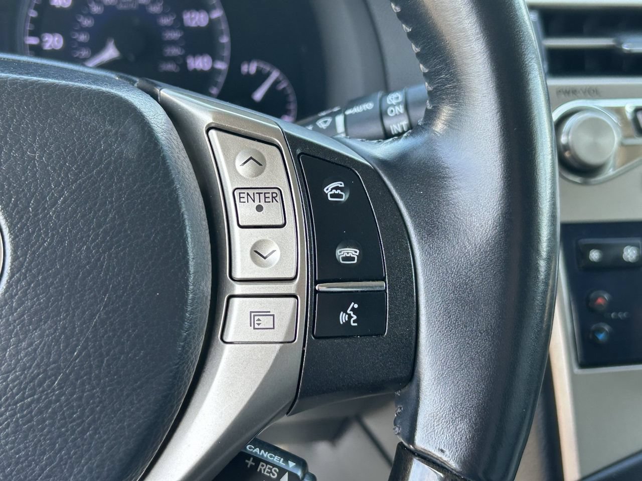 Used 2013 Lexus RX 350 AWD w/ Navigation Pkg image 33