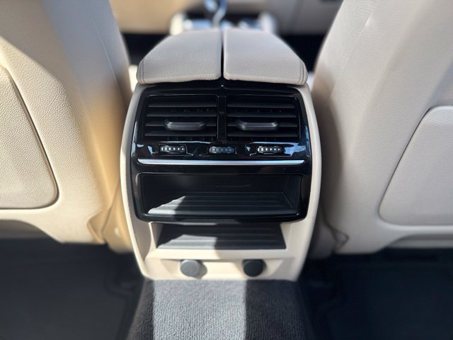 Used 2019 BMW 530i xDrive AWD/4WD image 32