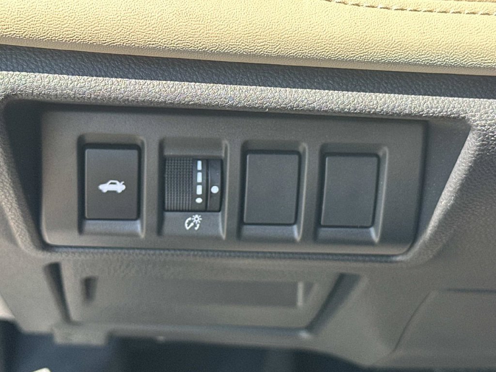 Used 2022 Subaru Legacy Limited XT AWD/4WD image 29