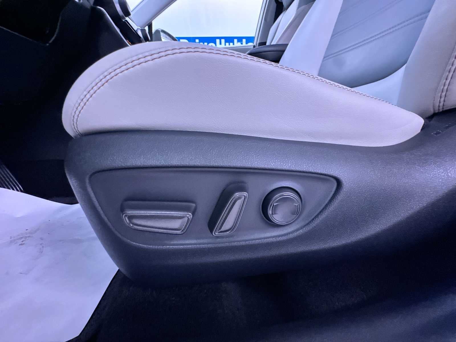 Used 2024 Toyota RAV4 XLE Premium FWD image 13