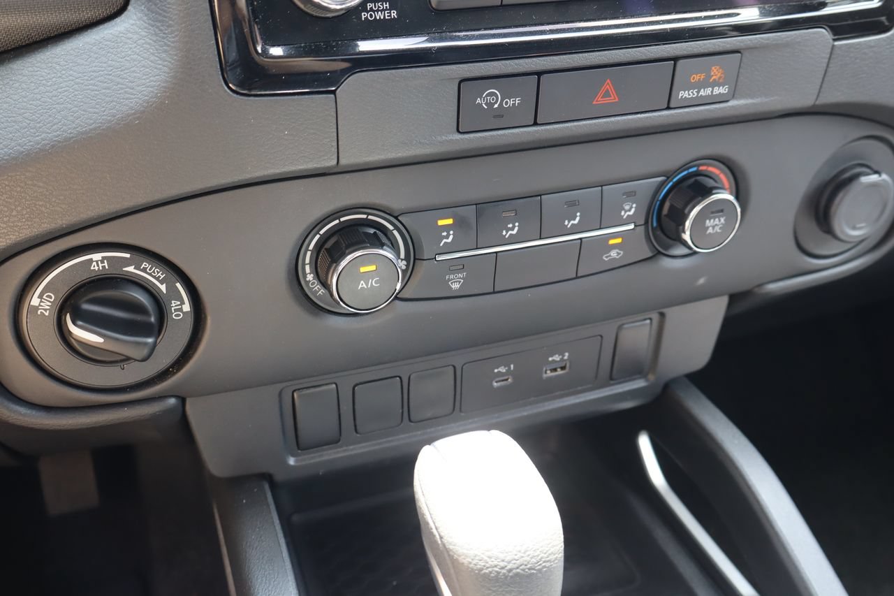 Used 2024 Nissan Frontier SV AWD/4WD image 22